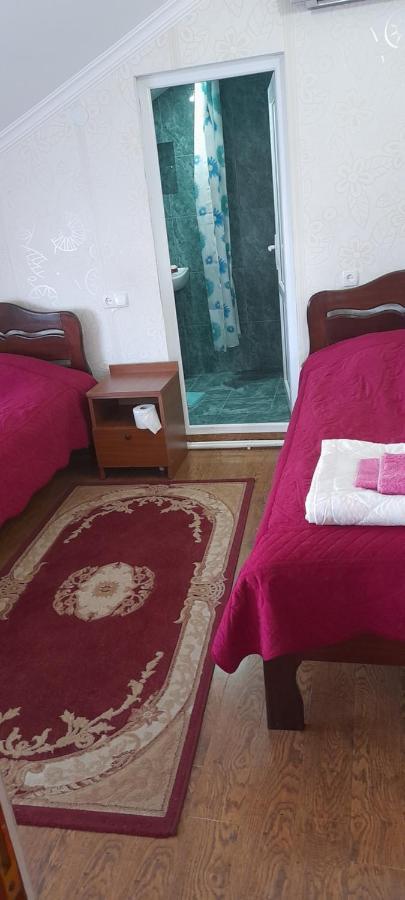 Nona Guest House Shilda Eksteriør billede